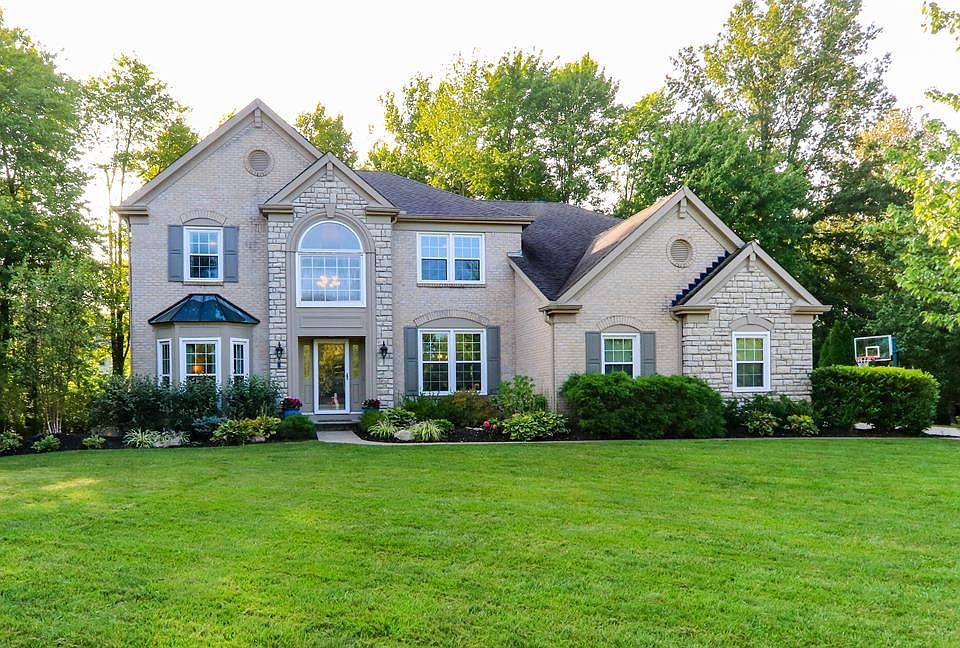 1st image of 592 Belle Meade Farm Dr