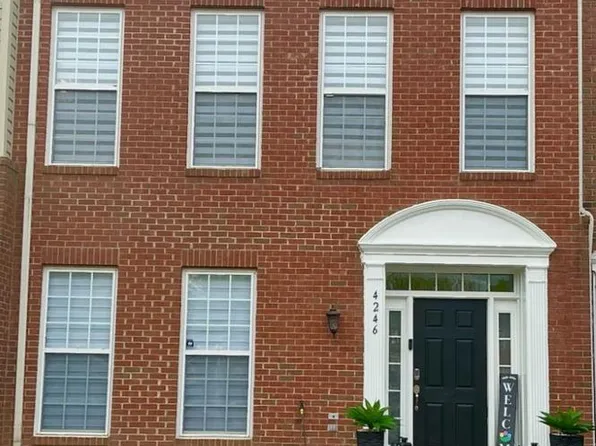 4246 La Mauricie Loop, Dumfries, VA 22025