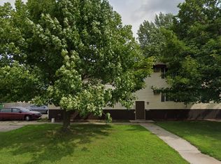 1400 N Clay St #4, Green Bay, WI 54302