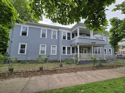516 Dixwell Avenue, New Haven, CT, 06511