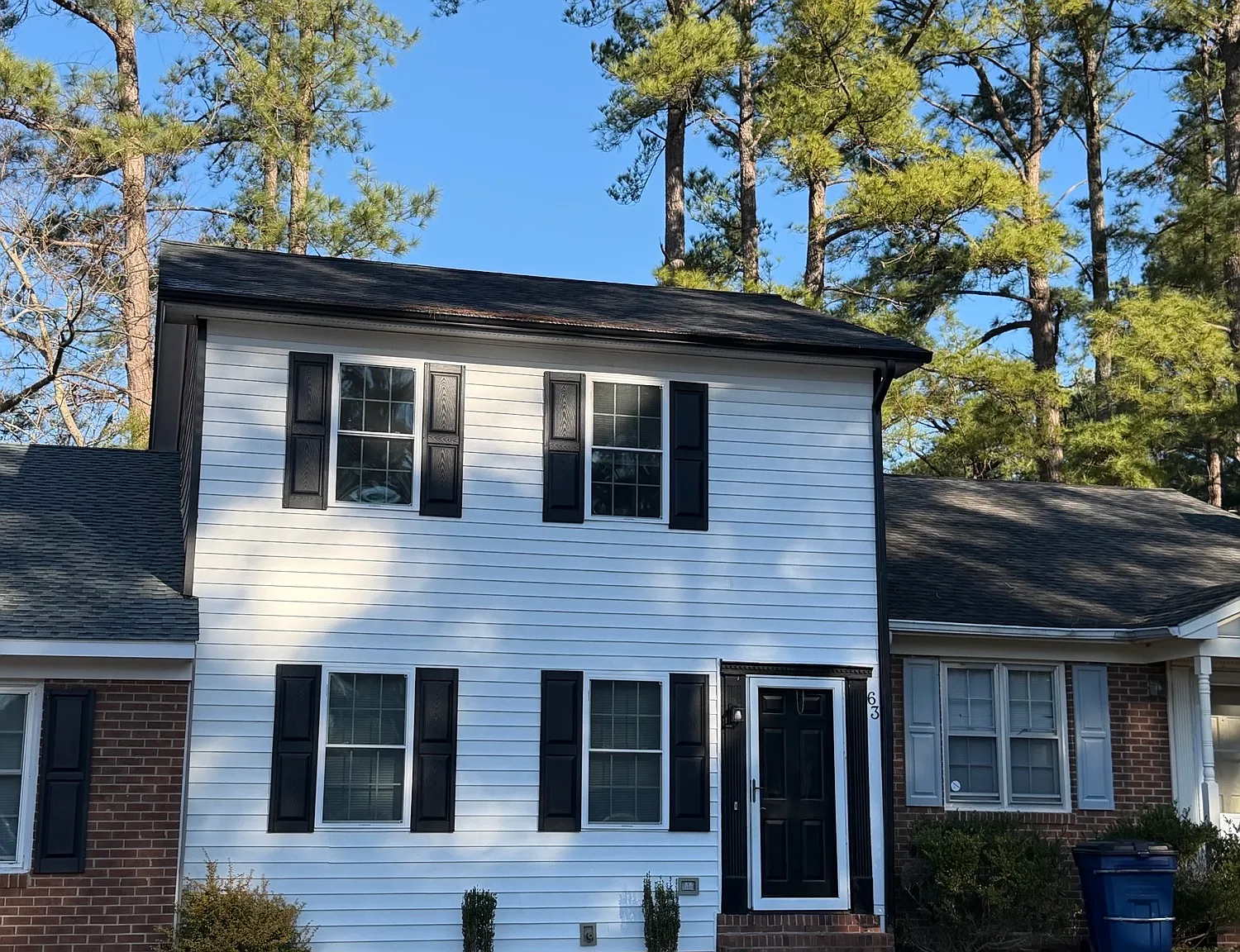 2 bed, 986 sqft, $1,350 — Photo 1