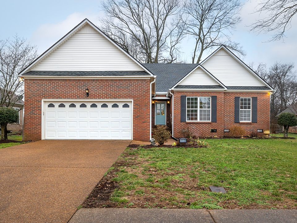 1st image of 110 Bell Grove Dr