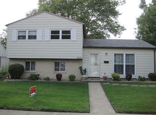 1605 Bradford Ln, Normal, IL 61761