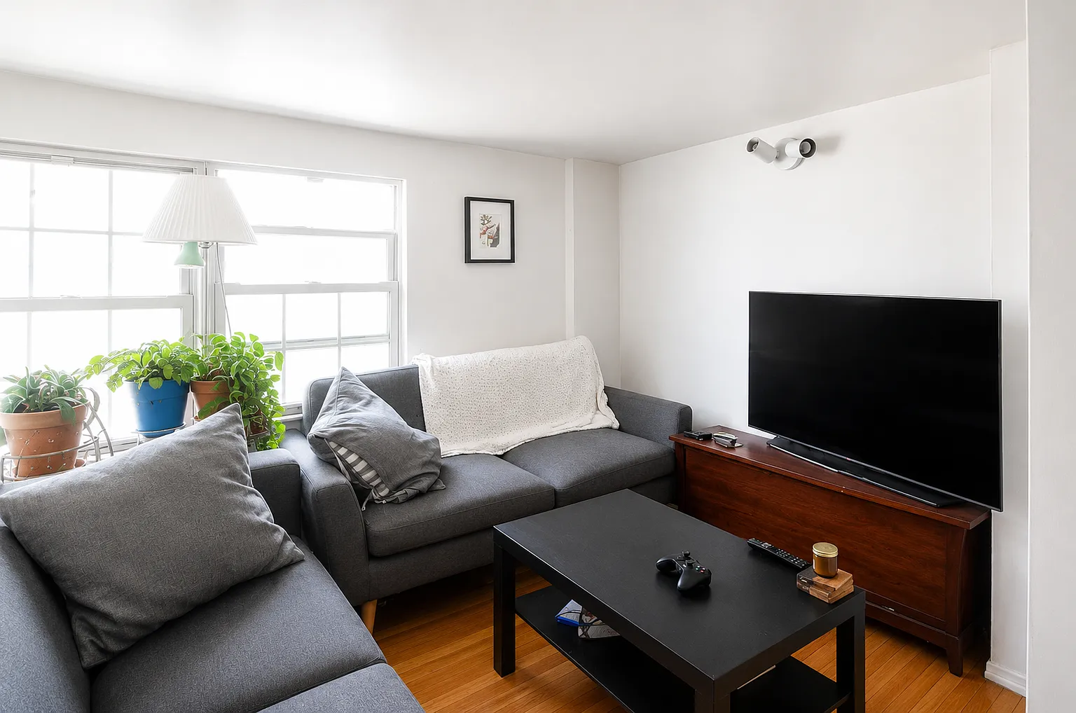 185 Metropolitan Avenue — Photo 3