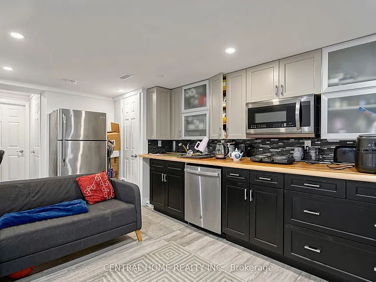 307 Alex Doner Dr #2 — Photo 7