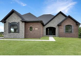 651 State St, Oxford, MI 48371
