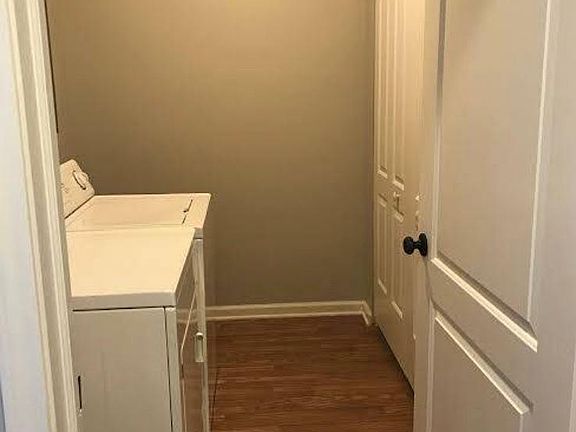 4th image of 671 Hidden Springs Dr #671