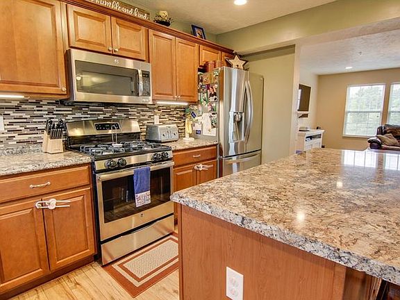 4th image of 142 Cinque Terra Pl