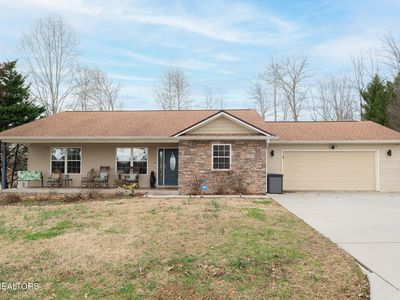 945 Holiday Ln, Sevierville, TN, 37876