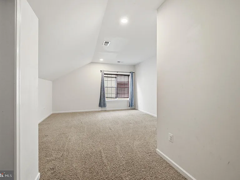 24267 Purple Finch Dr — Photo 44