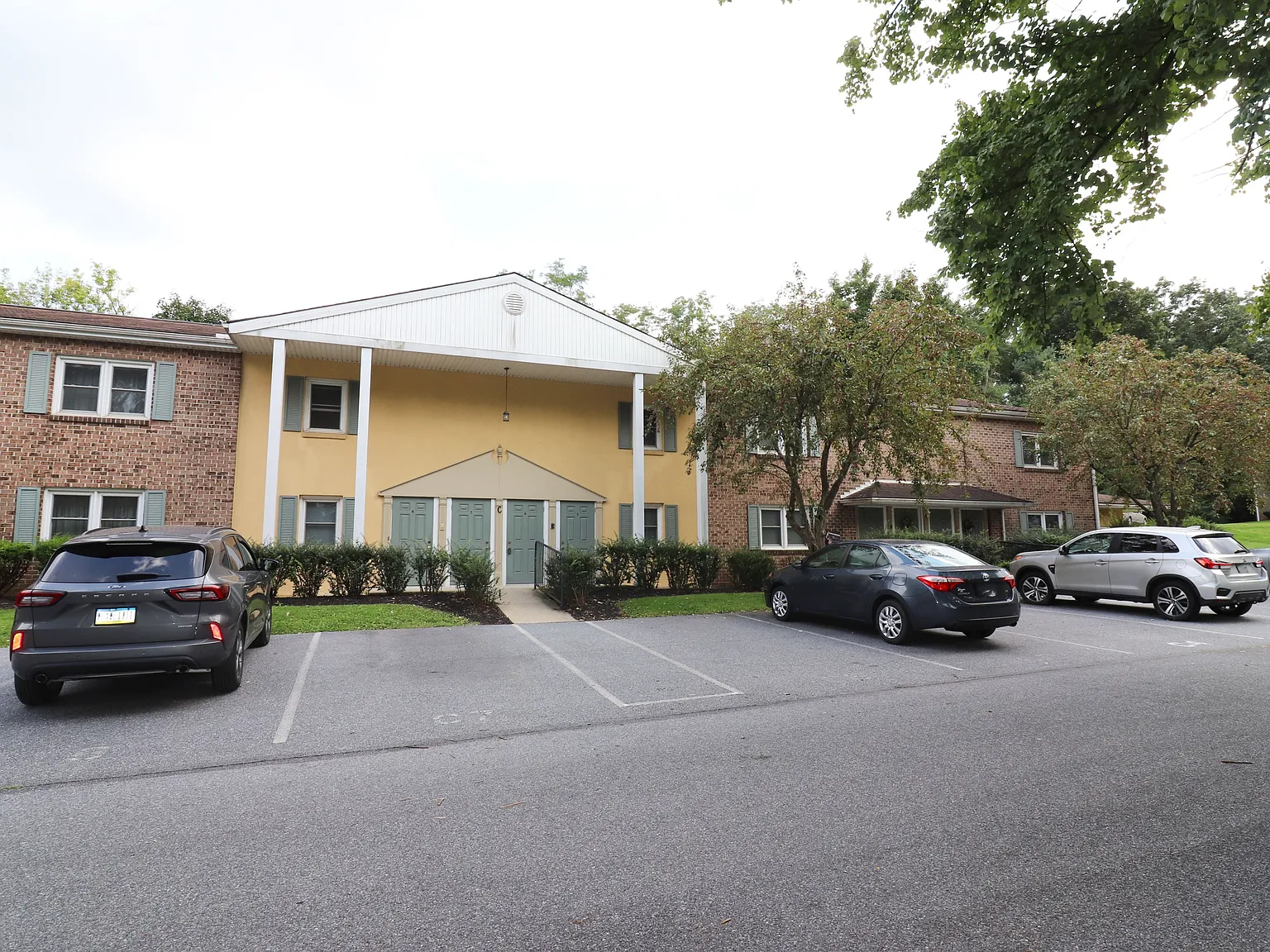 1 bed, $1,025 — Photo 1