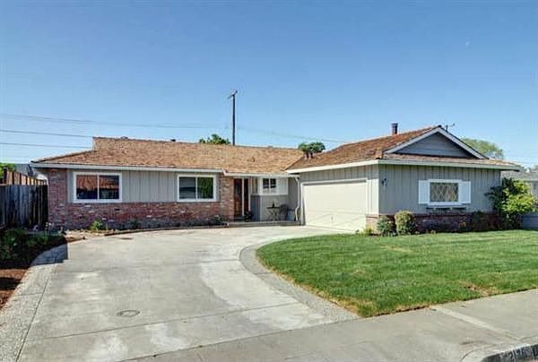 1st image of 2136 Dianne Dr