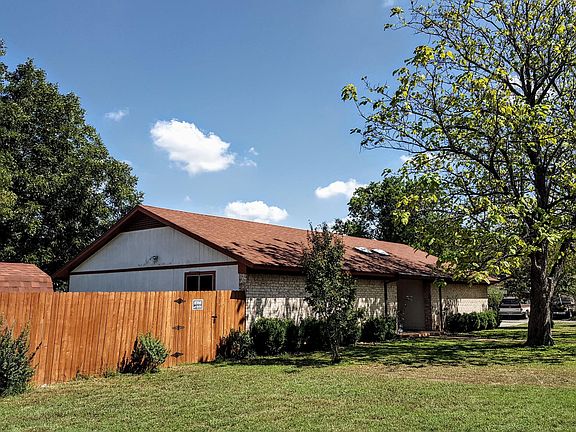 3rd image of 1501 Wagongap Dr