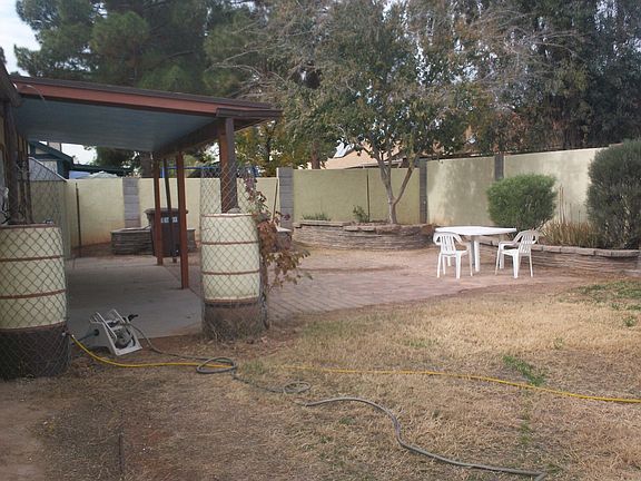 3rd image of 8408 W Larkspur Dr