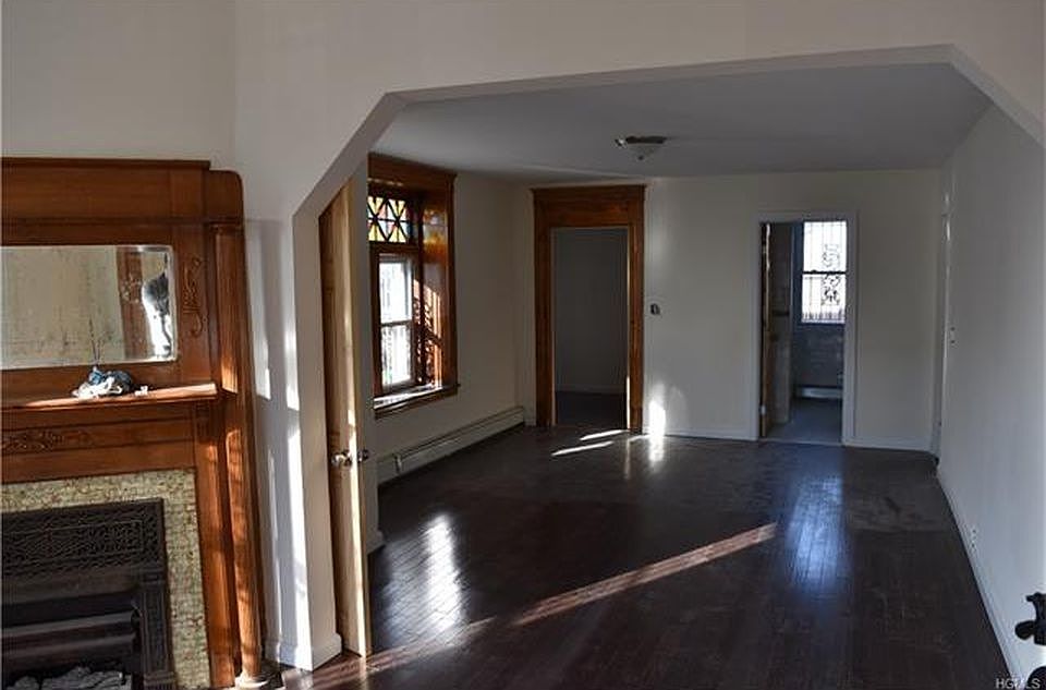 1st image of 157 Glenwood Ave #1
