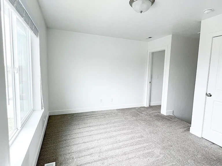 1863 S 1425 W — Photo 24