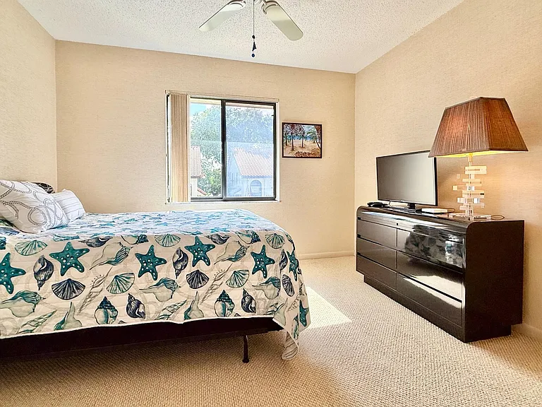 10678 Ocean Palm Way #202 — Photo 28