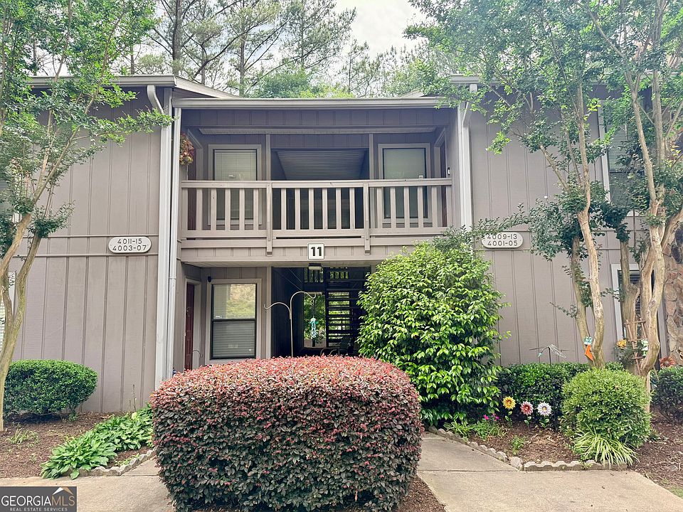 1st image of 4005 Woodridge Way