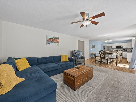 2nd image of 7835 Edgewater Ct