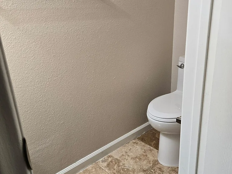 523 Hart Dr #2 — Photo 15
