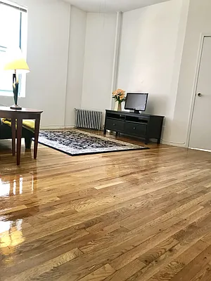 Rented by 63 West | media 27