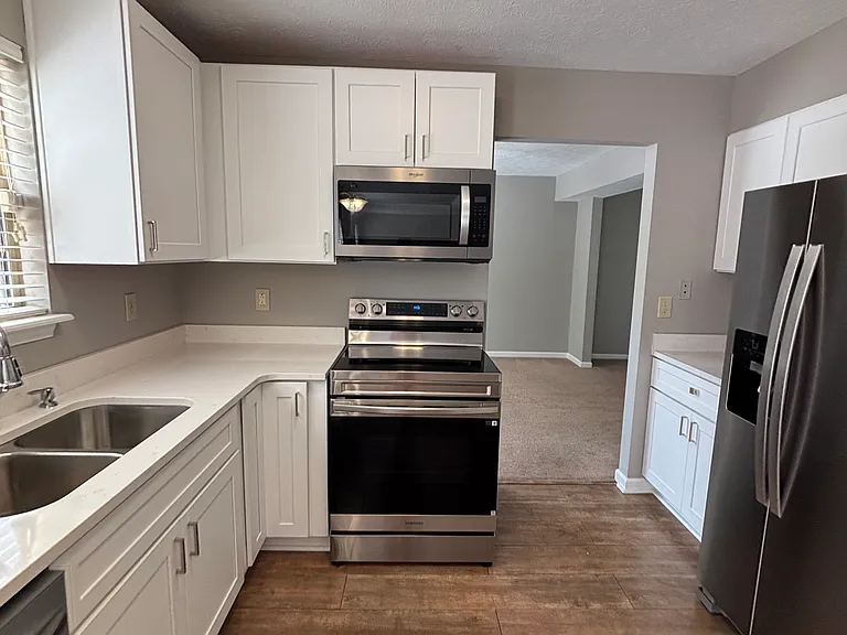 1129 Aqueduct Way — Photo 4