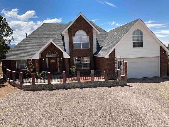 3rd image of 34 Amelia Ln