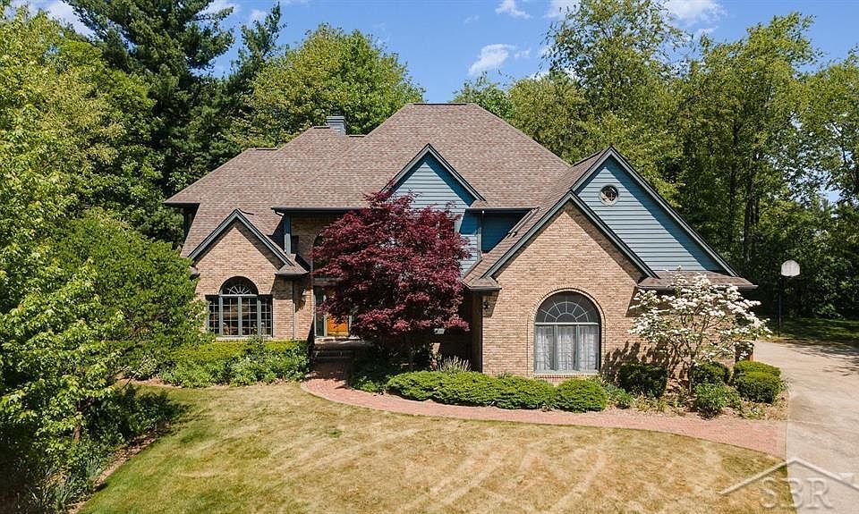 6119 Courtside, Midland, MI 48642 | Zillow