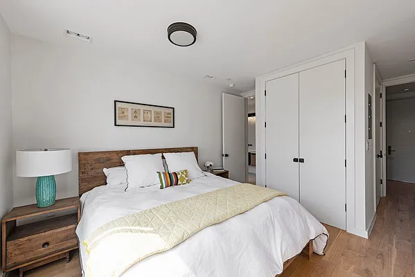 Sold by Nest Seekers International | media 4