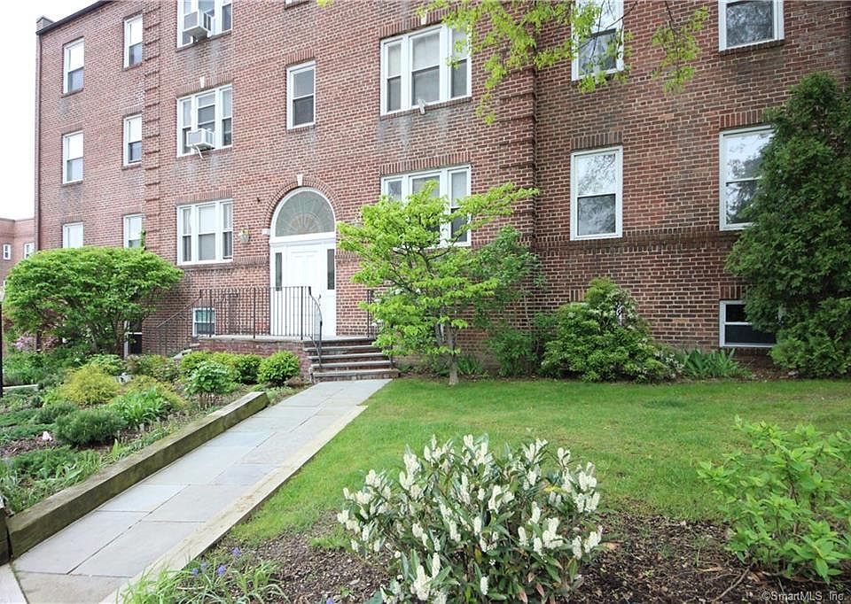 70 Strawberry Hill Avenue