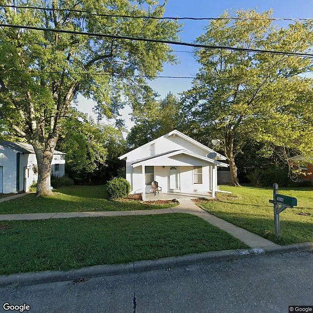 2Bd/1Ba House w/ bonus walkout basement room — Photo 1