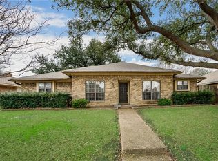 2110 Pueblo Dr, Carrollton, TX 75006