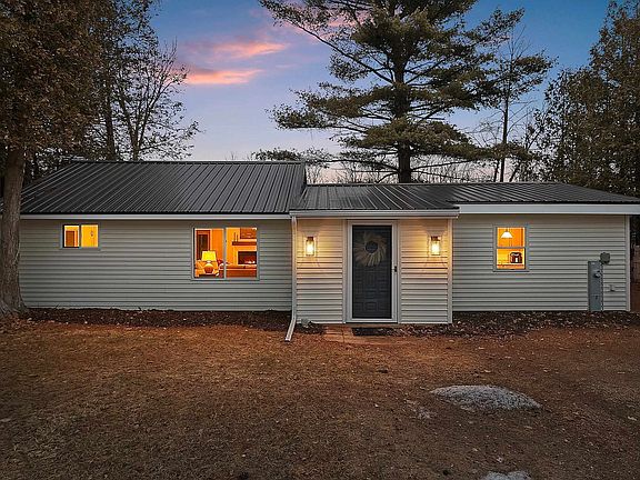 2nd image of 9762 Gray Lake Rd