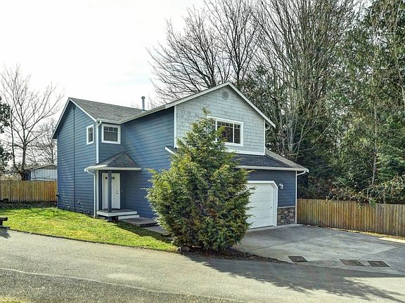 2nd image of 418 82nd Ave SE