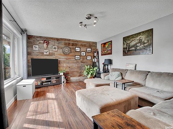 5th image of 1515 Crerar DRIVE