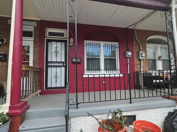 300 Vine St