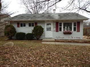 3741 H Ave NE, Cedar Rapids, IA 52402