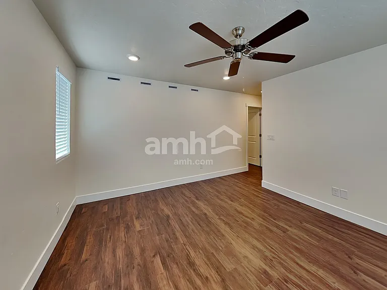1515 W Afton St — Photo 12