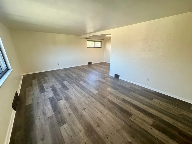 229-231 Marylea Avenue (LO) — Photo 43