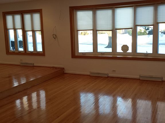 2nd image of 8730 Hamlin Ave