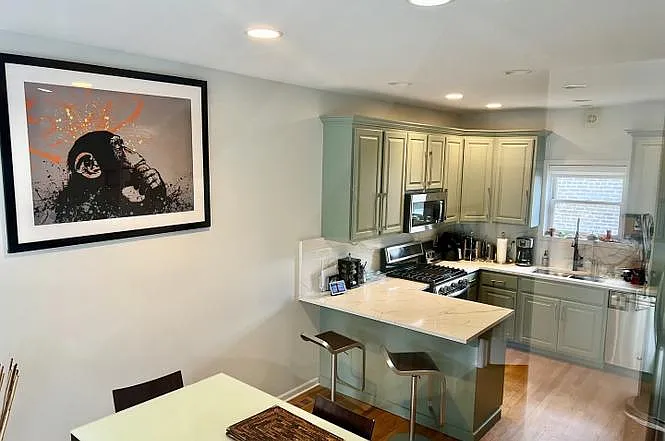 1217 N Hoyne Ave #G — Photo 3