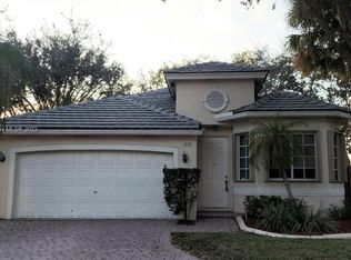 1870 NW 100th Way #1870, Hollywood, FL 33024