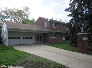 3430 Touzalin Ave, Lincoln, NE 68507