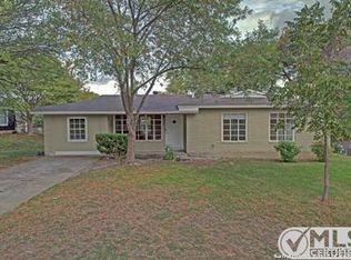211 One Oak Dr, San Antonio, TX 78228