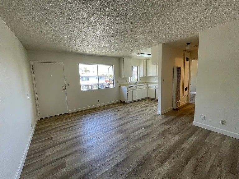 802 W 164th St #5 — Photo 2