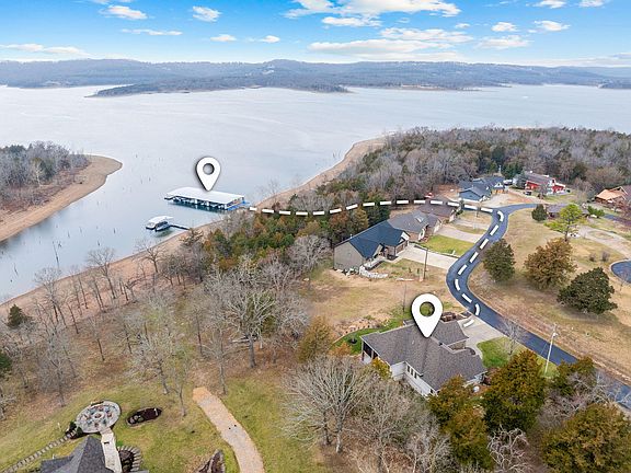 3rd image of 626 Gray Fox Road