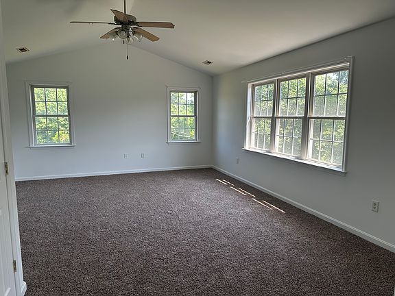 5th image of 3006 Cahill St
