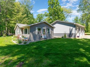 225 Kimberly Dr, Prudenville, MI 48651