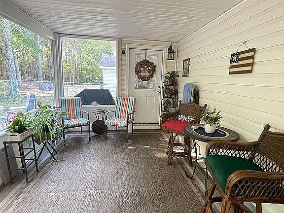 Back screened in porch 