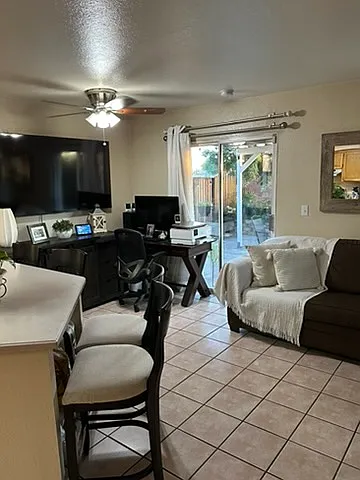 4800 Bayside Way — Photo 5